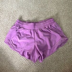 Lululemon Hotty Hot Short 2.5” light purple
